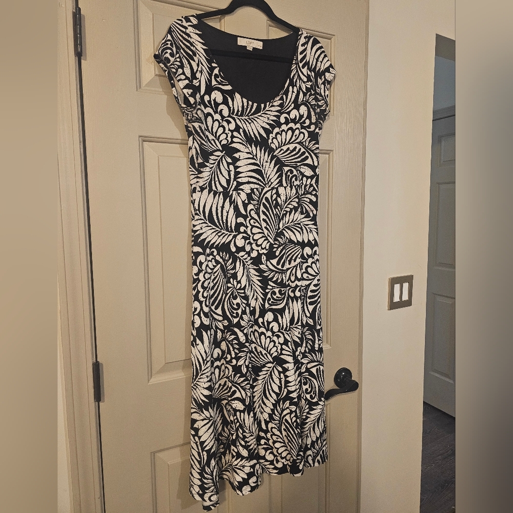 LOFT Black and White Flutter Sleeve Midi Dress
